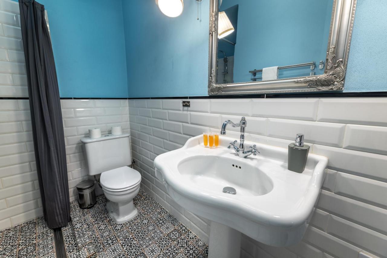 Charming 1 Bedroom Apartment In The City Center Of Prag Eksteriør billede
