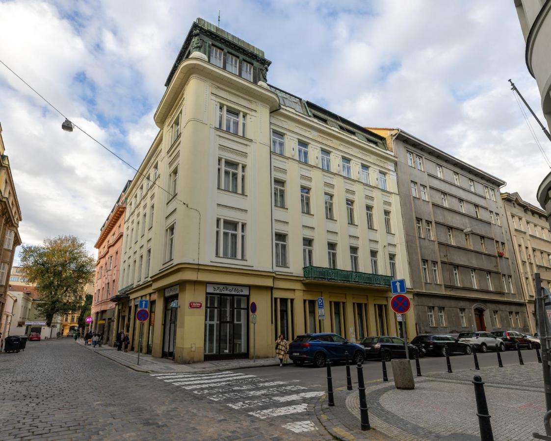 Charming 1 Bedroom Apartment In The City Center Of Prag Eksteriør billede