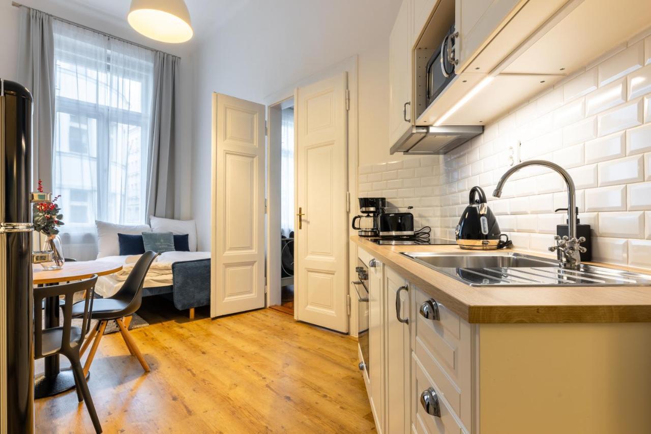 Charming 1 Bedroom Apartment In The City Center Of Prag Eksteriør billede